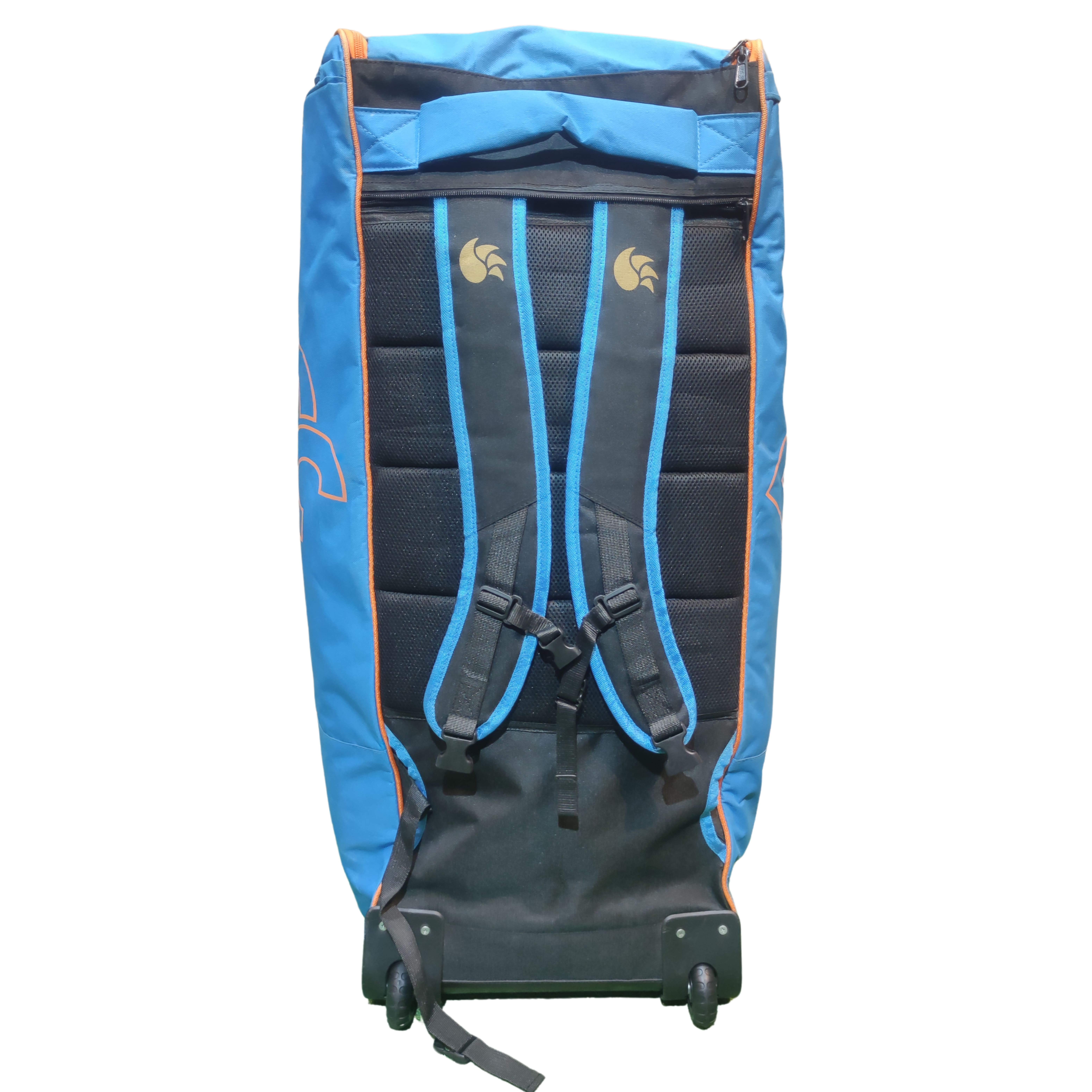 Back side of DSC Fearless Intense Pro Duffle Wheelie Bag 2025 with smooth wheels — ideal for Pakistani travelers.