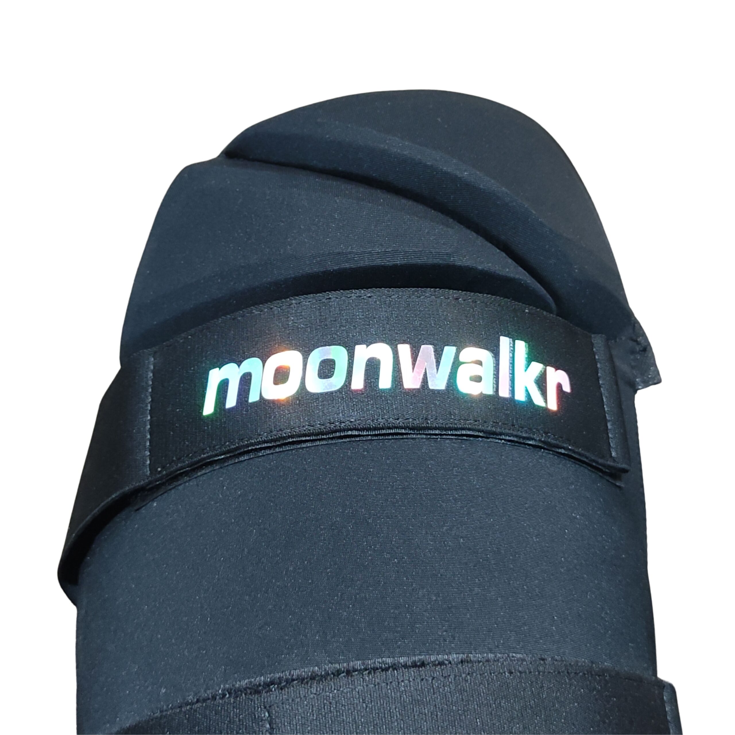 MoonWalkr 2.0 Cricket Combo Thigh Pad Top View – Full Coverage Protection Pakistan 2025 Top view of MoonWalkr 2.0 Cricket Combo Thigh Pad showing full coverage, padding, breathable cricket protection Pakistan
