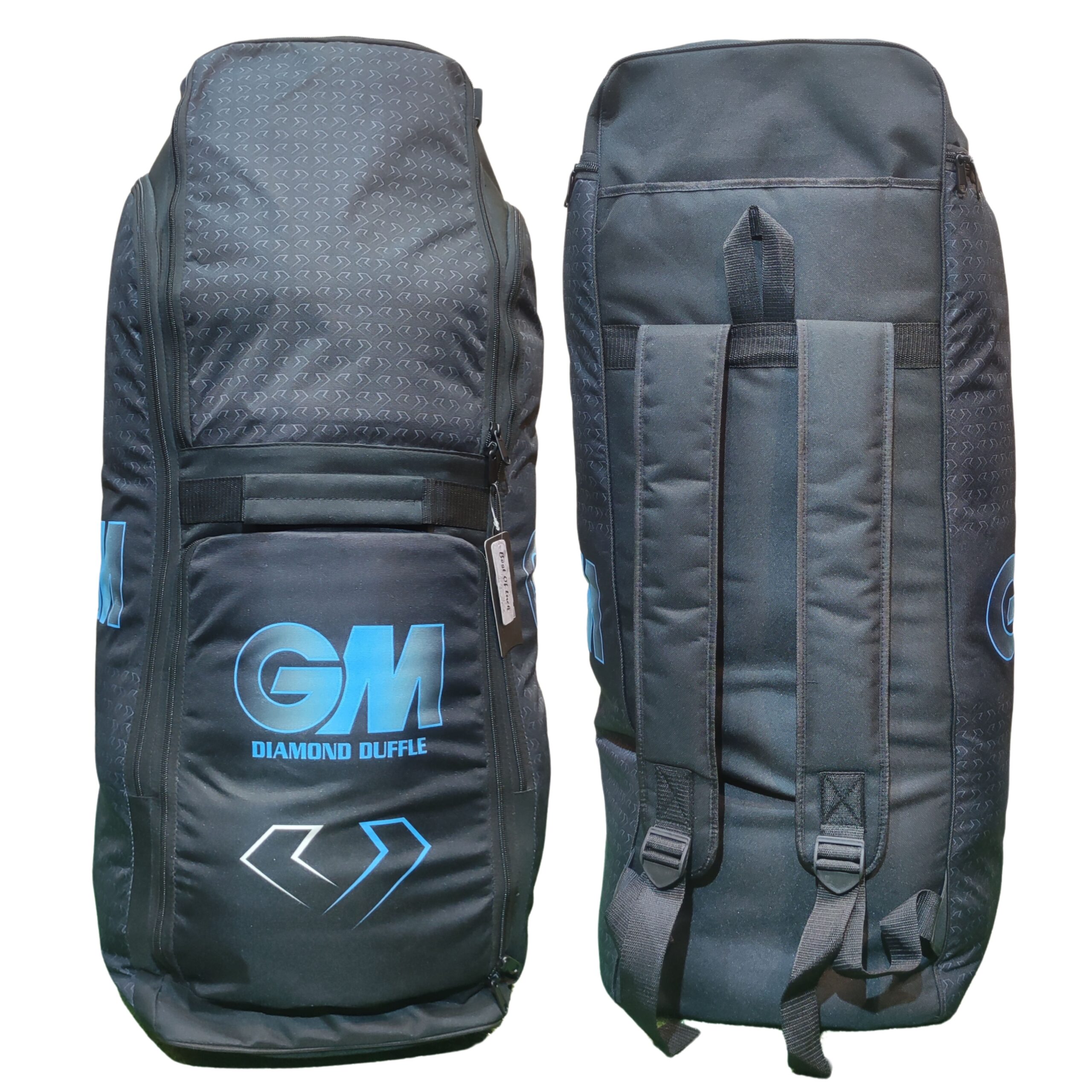 Gunn & Moore Diamond Duffle Bag 2025 – Front & Back View | Cricket Kit Bag Pakistan Front and back views of Gunn & Moore Diamond Duffle Bag 2025 – best cricket gear bag for Pakistani players