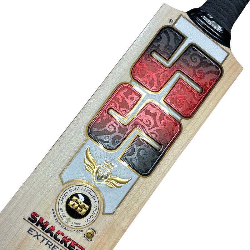 SS GG Smacker Cricket Bat Edge View Edge view of SS GG Smacker Cricket Bat showing thick edges for power.