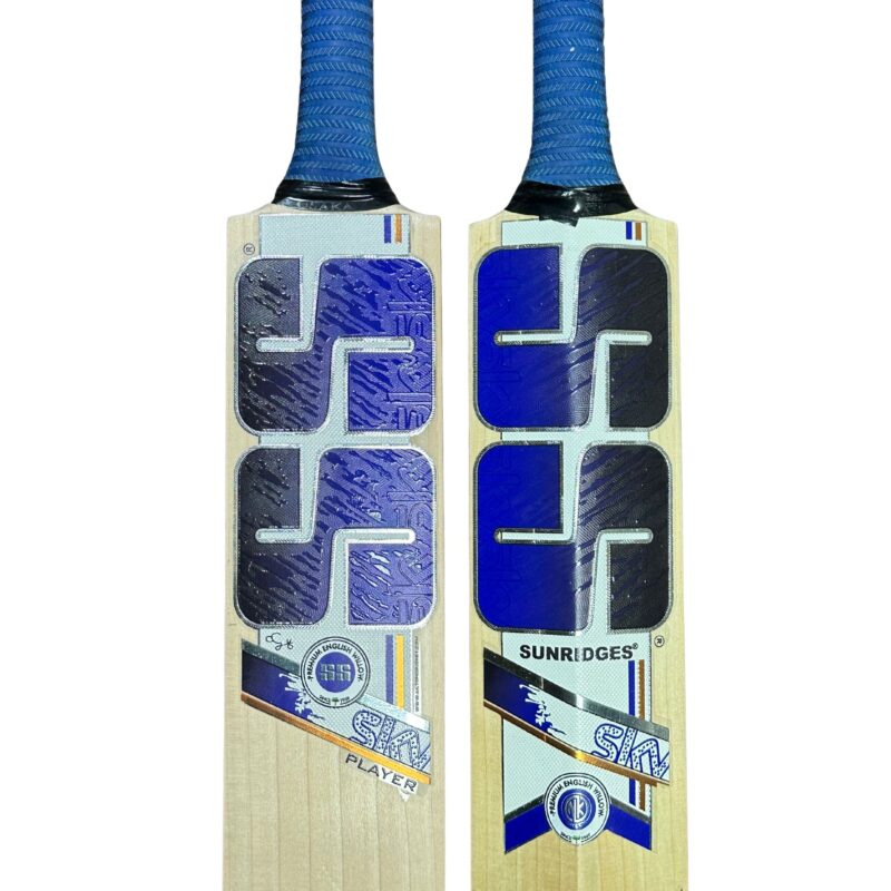SS Sky Player Edition English Willow Cricket Bat - Handle Close-Up Close-up of SS Sky Player Edition English Willow Cricket Bat handle showing excellent grip and comfort for professional players in Pakistan.
