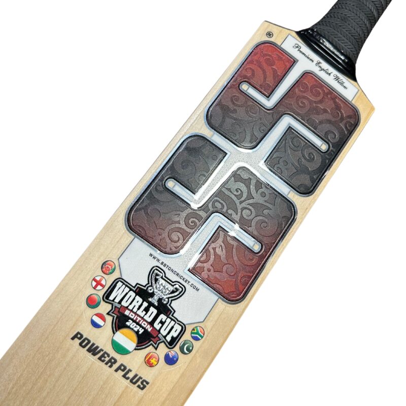 SS World Cup Edition Power Plus Cricket Bat 2025 - Handle Close-Up for Better Grip Close-up of the handle of SS World Cup Edition Power Plus Cricket Bat 2025, showing ergonomic design for better grip and control.