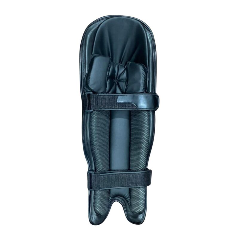 Black Molded Cricket Batting Pads – Lightweight Protective Leg Guards